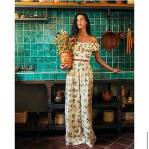 NWT Agua by Agua Bendita Pleated Printed Linen Wide Leg Pants and Crop Top Set